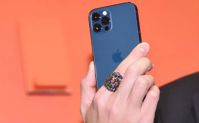 舞钢苹果手机维修分享iPhone12系列重启方法教程 